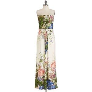 ModCloth queen of the wildflowers strapless dress